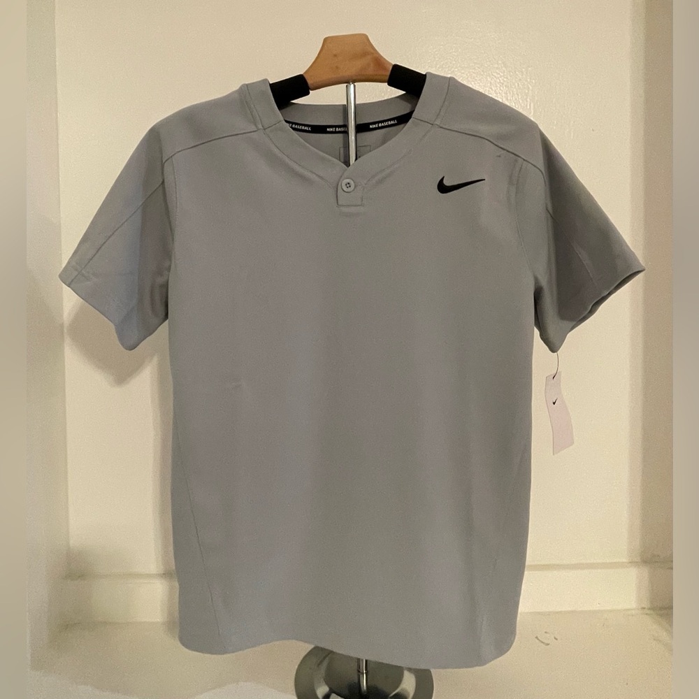 Nike Light Gray Men's Jersey Shirt